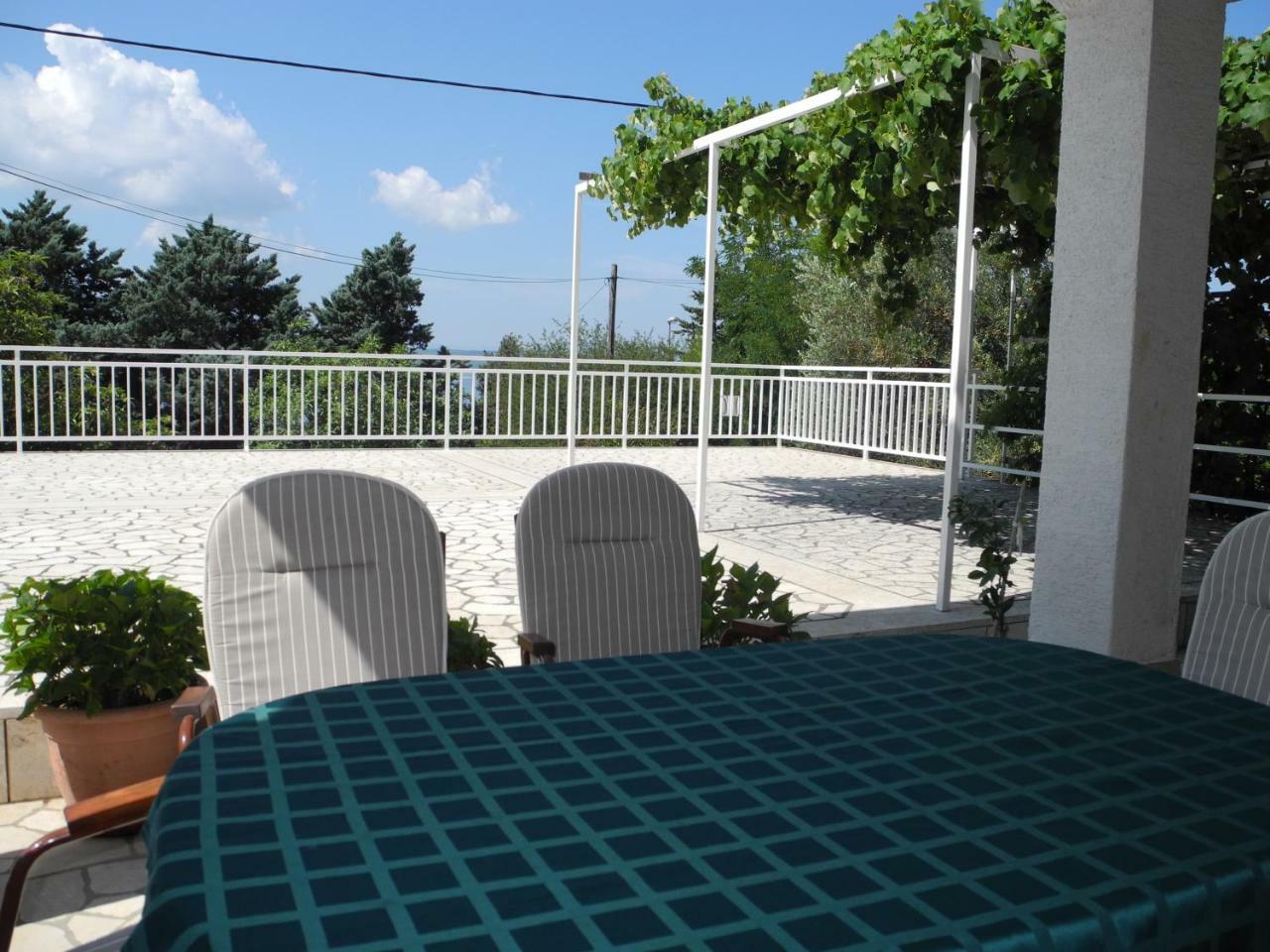 Apartments Boti Dramalj Kültér fotó